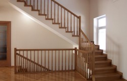 Нужны качественные деревянные лестницы? Компания ООО «Укрдерево» поможет решить этот вопрос.