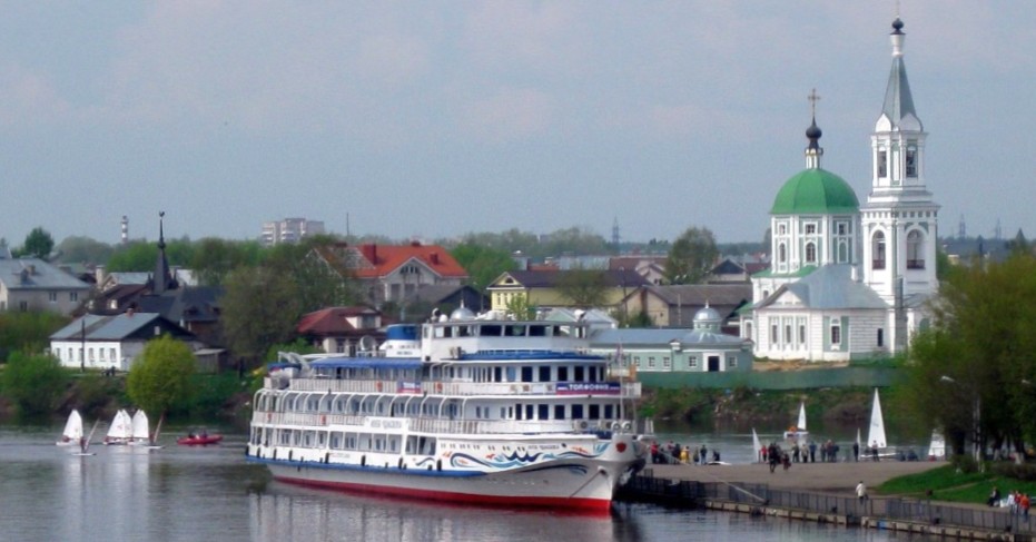 Маленькие круизы по каналам и рекам Санкт-Петербурга